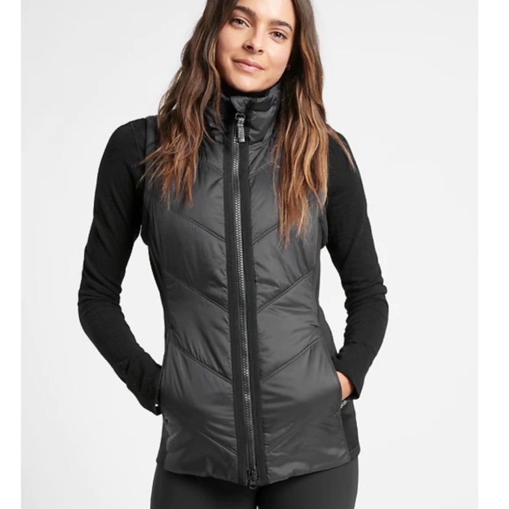 Athleta Rock Ridge Prima Loft Navy Vest XS.